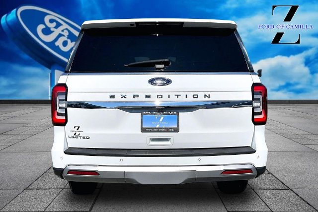 Certified 2024 Ford Expedition Limited RWD image 4