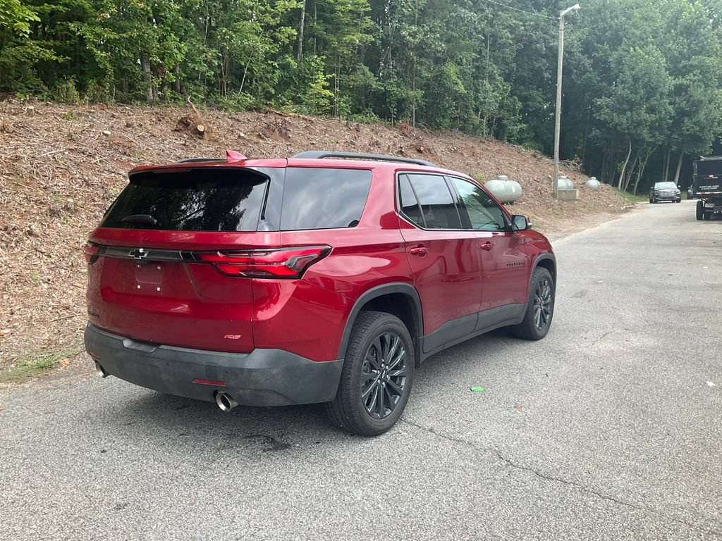 Used 2022 Chevrolet Traverse RS FWD image 5