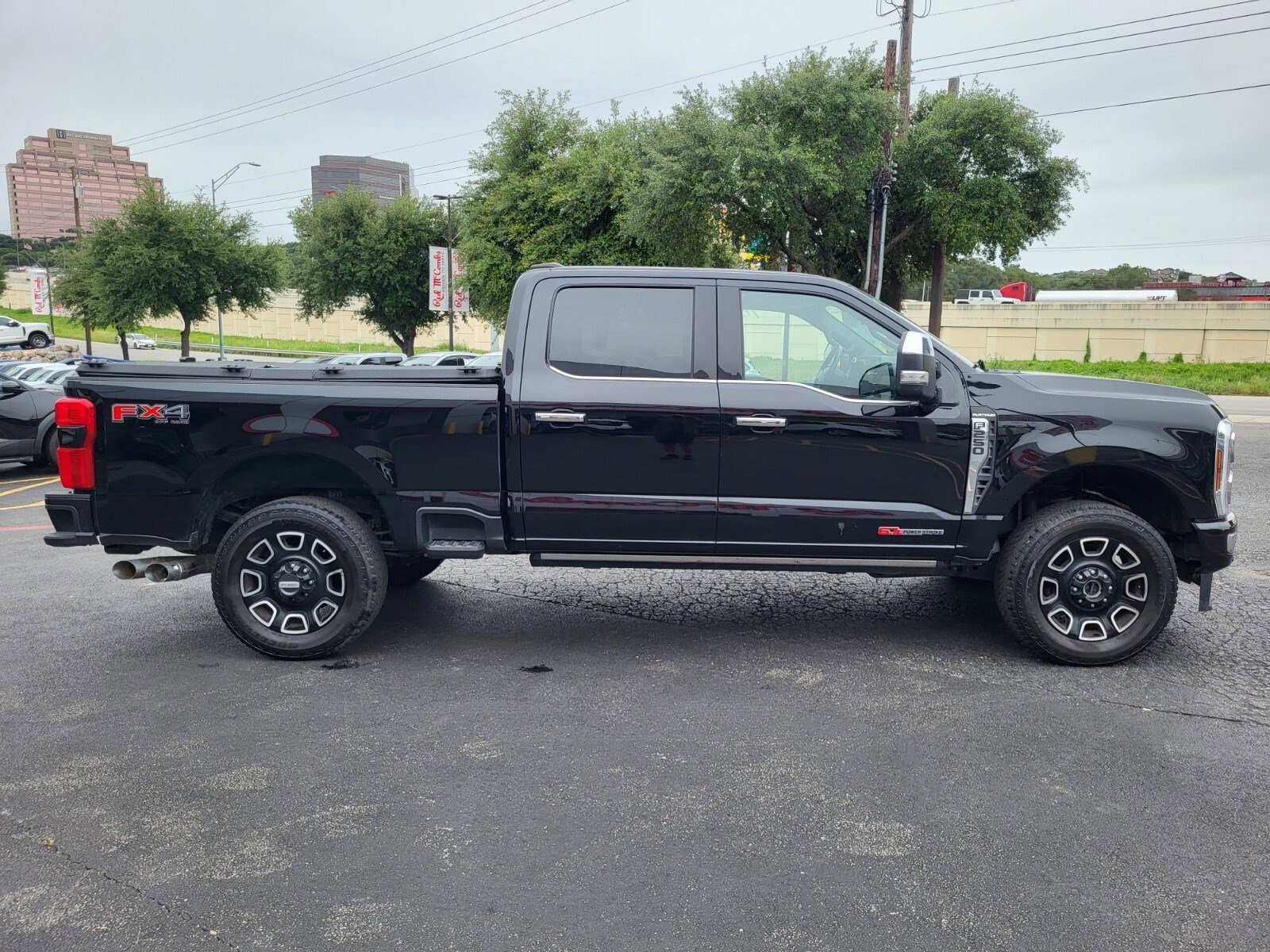 Certified 2024 Ford F250 Platinum AWD/4WD image 2