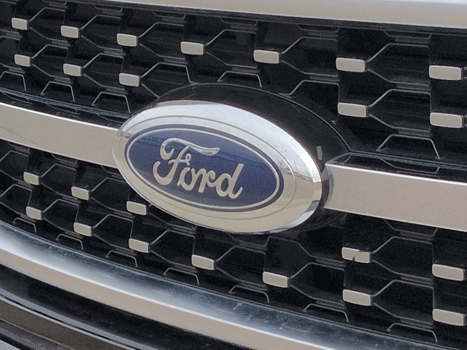 Certified 2023 Ford F150 Platinum AWD/4WD image 14
