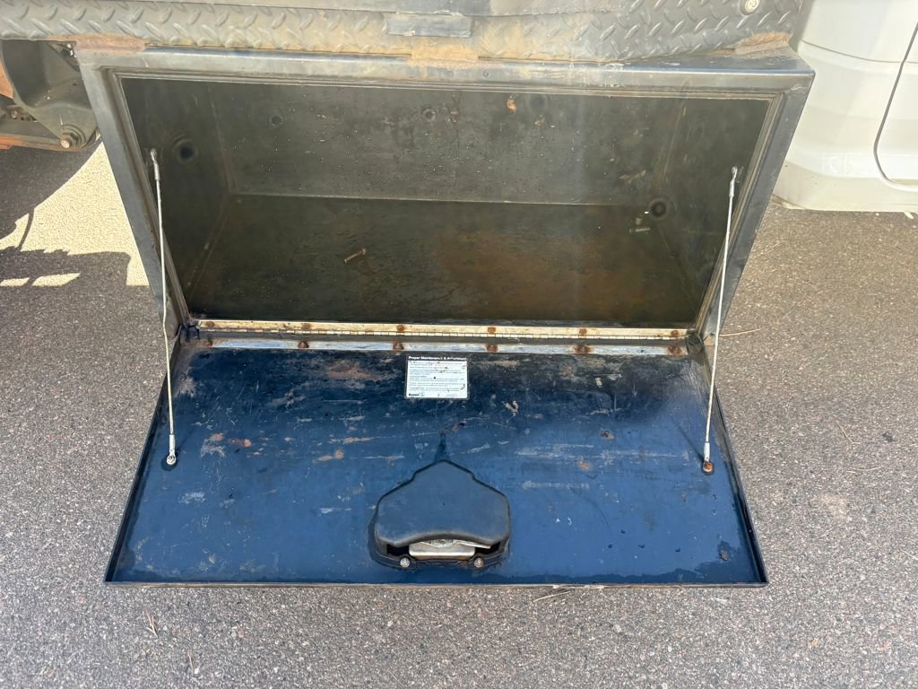 Used 2022 RAM 5500 Tradesman w/ Chrome Appearance Group image 31