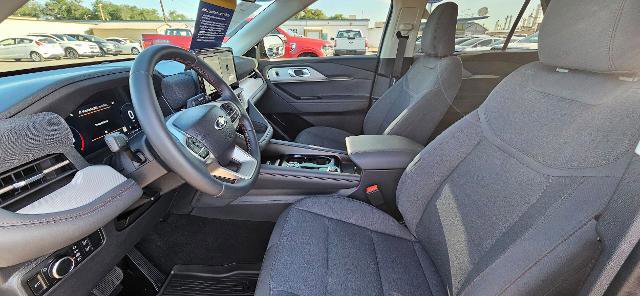 Certified 2025 Ford Explorer Active AWD/4WD image 11