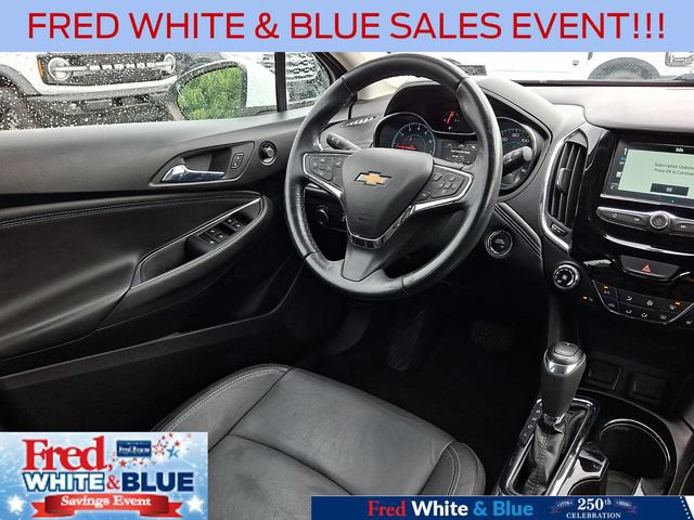 Used 2018 Chevrolet Cruze Premier FWD image 14