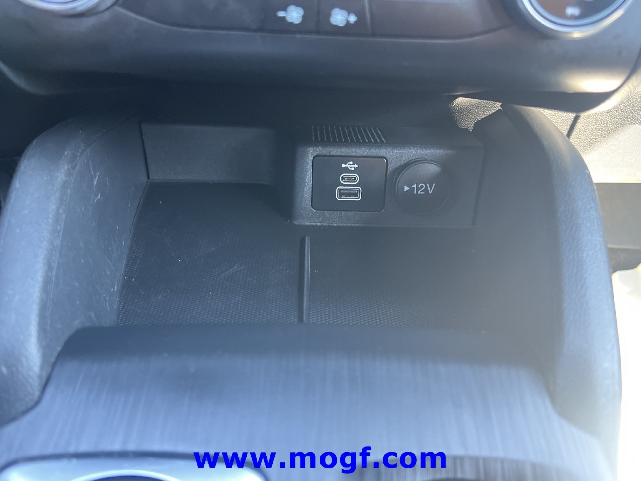 Certified 2024 Ford Escape ST-Line FWD image 10