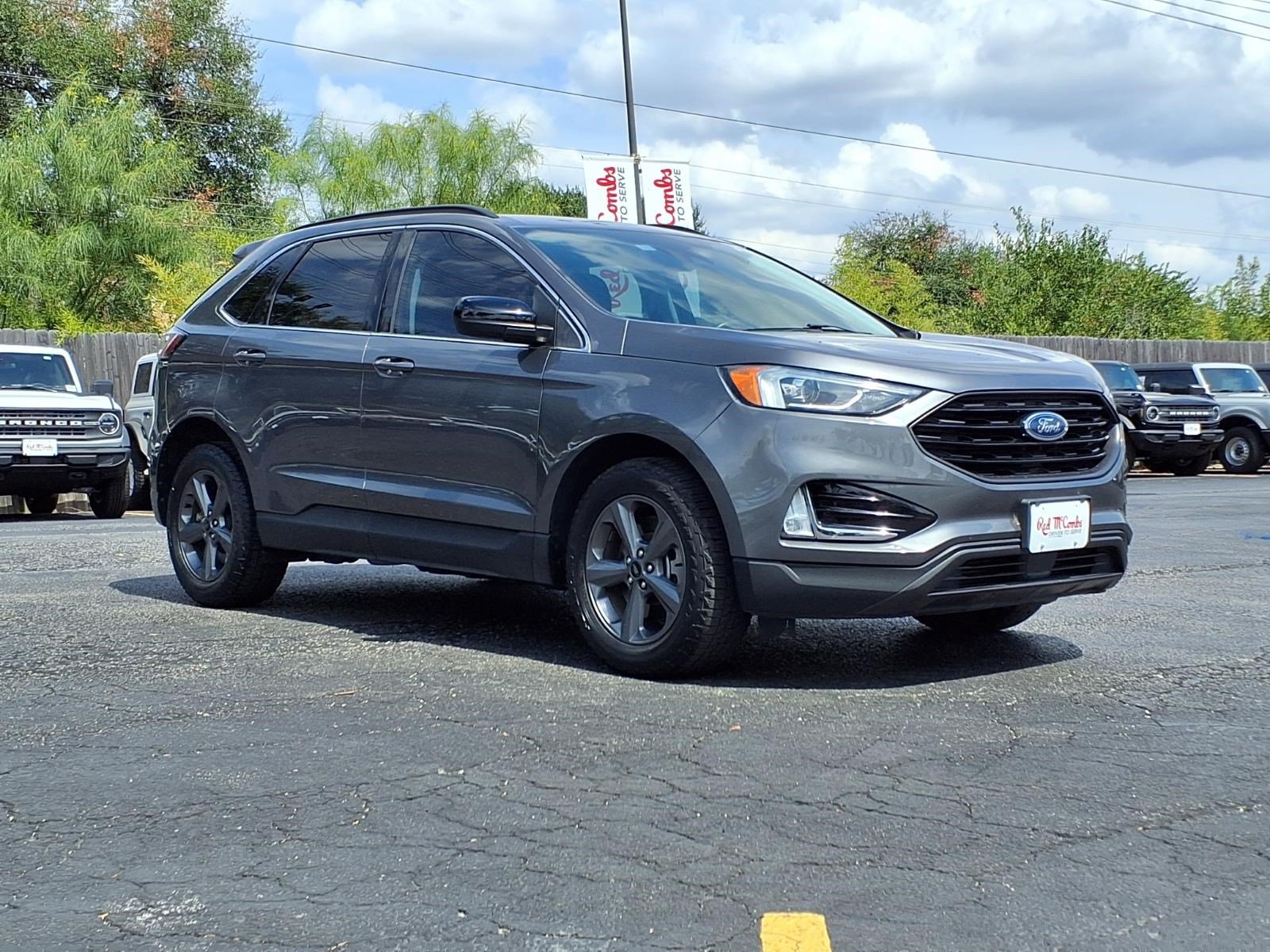 Certified 2022 Ford Edge SEL w/ Sport Appearance Package AWD/4WD image 4