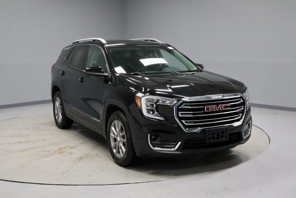 Used 2024 GMC Terrain SLT image 7