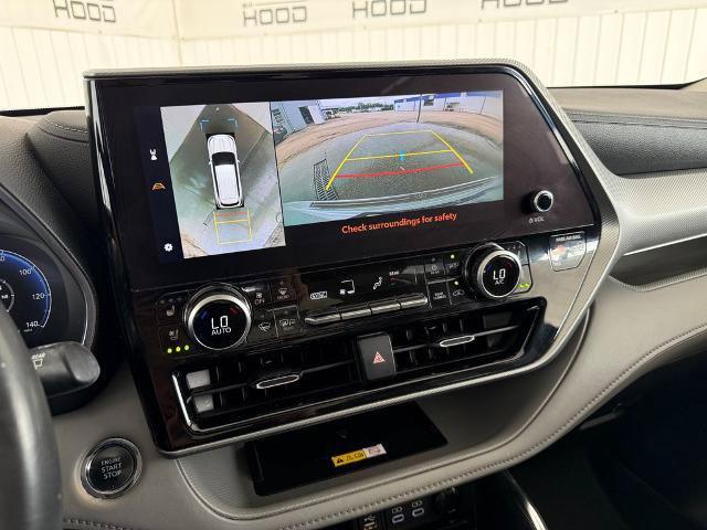 Used 2023 Toyota Highlander Platinum FWD image 5