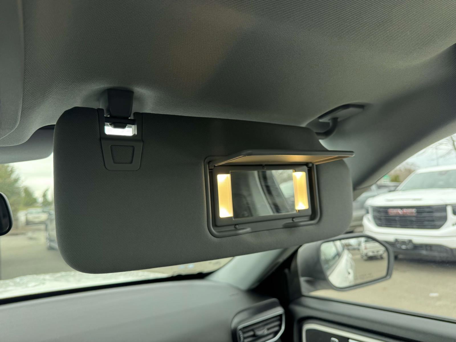 Certified 2022 Ford Explorer XLT w/ Equipment Group 202A image 34