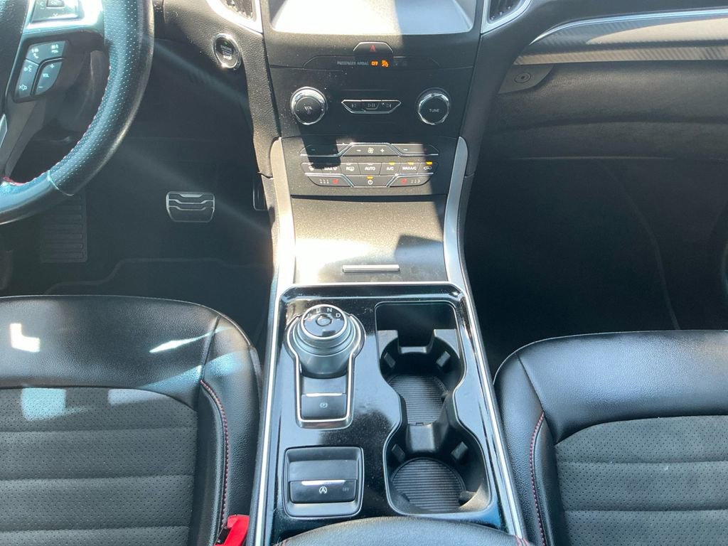 Certified 2020 Ford Edge ST-Line FWD image 20