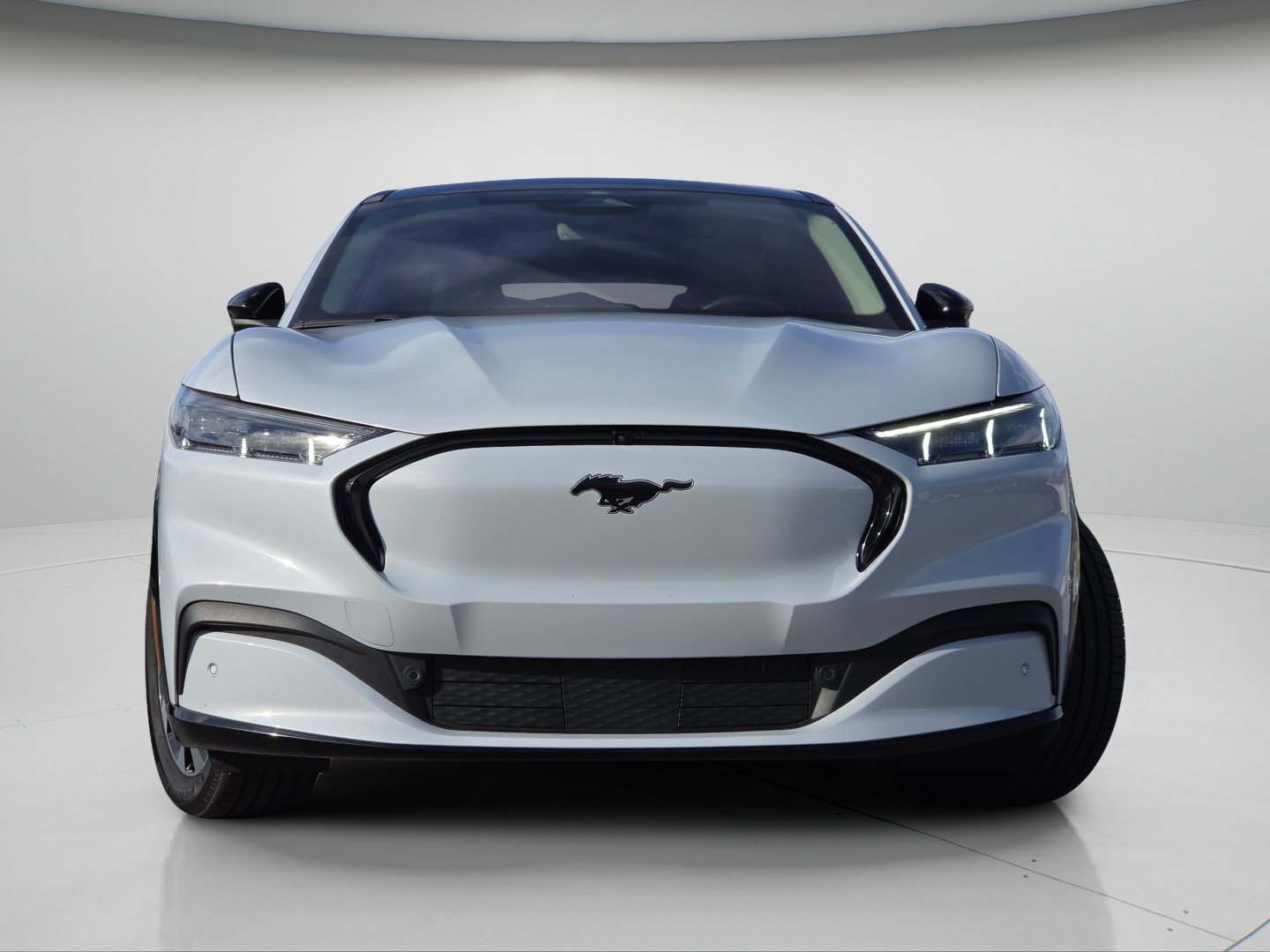 Certified 2023 Ford Mustang Mach-E Premium AWD/4WD image 3