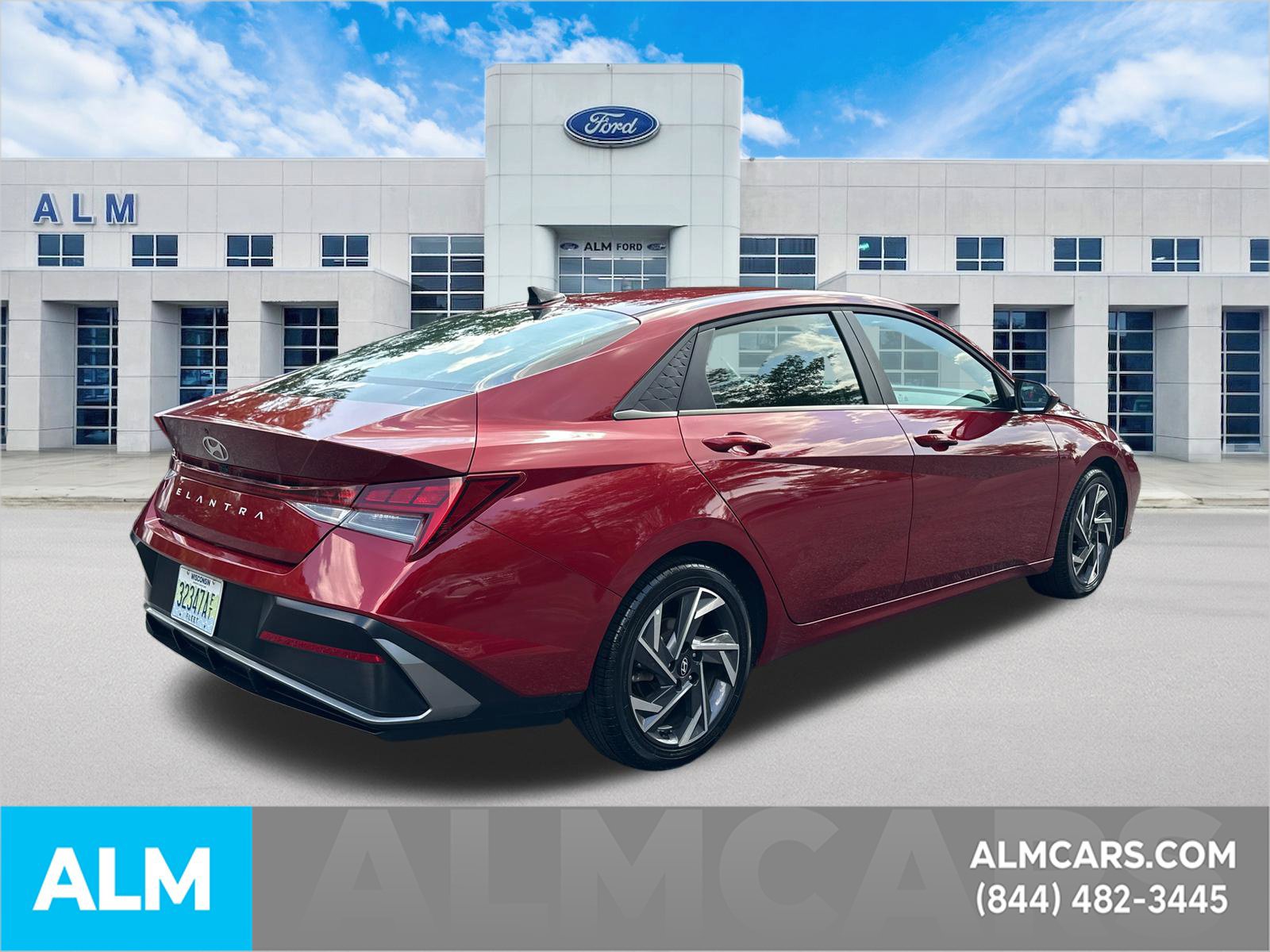 Used 2025 Hyundai Elantra SEL FWD image 5