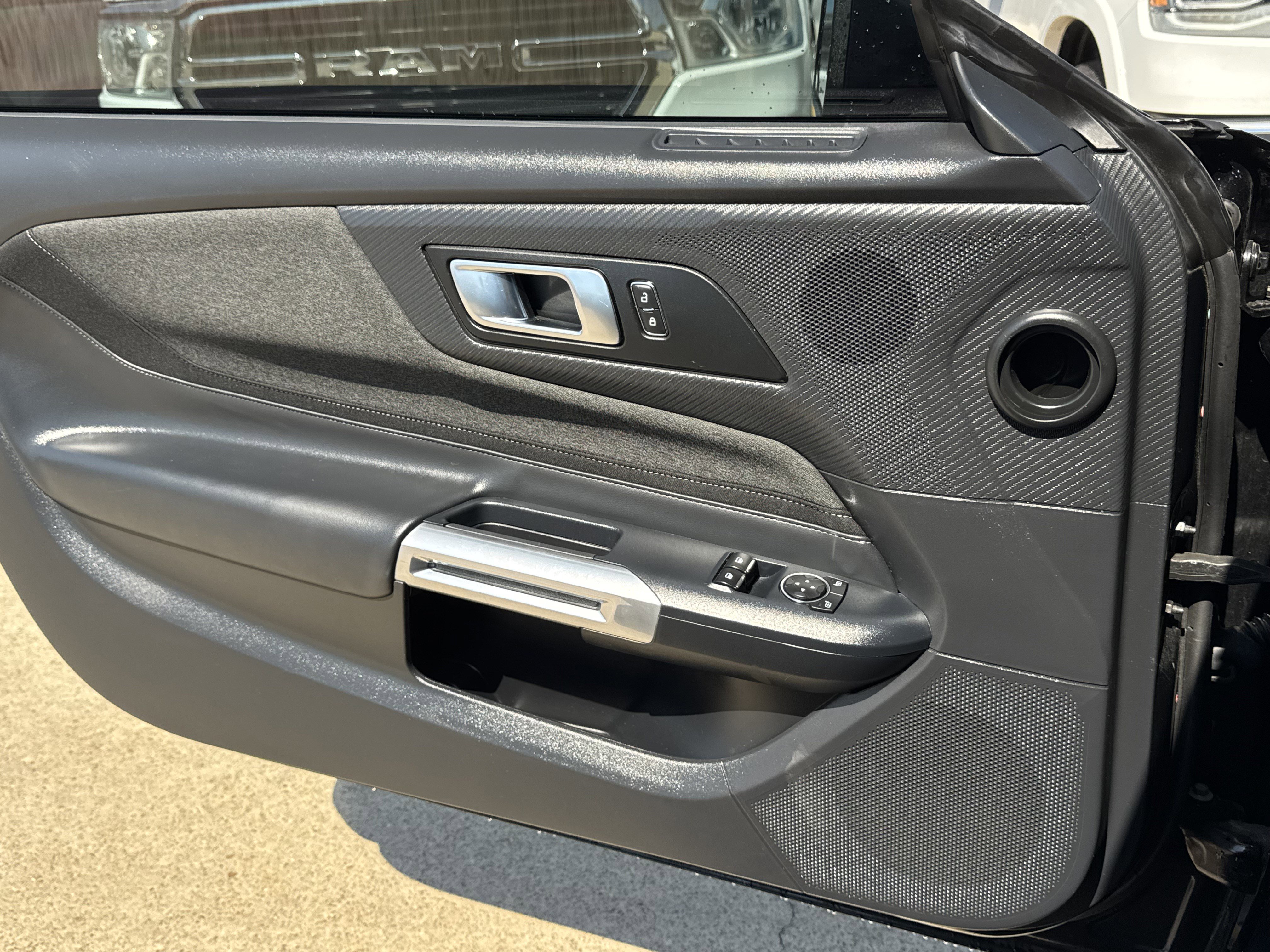 Certified 2024 Ford Mustang Coupe image 18