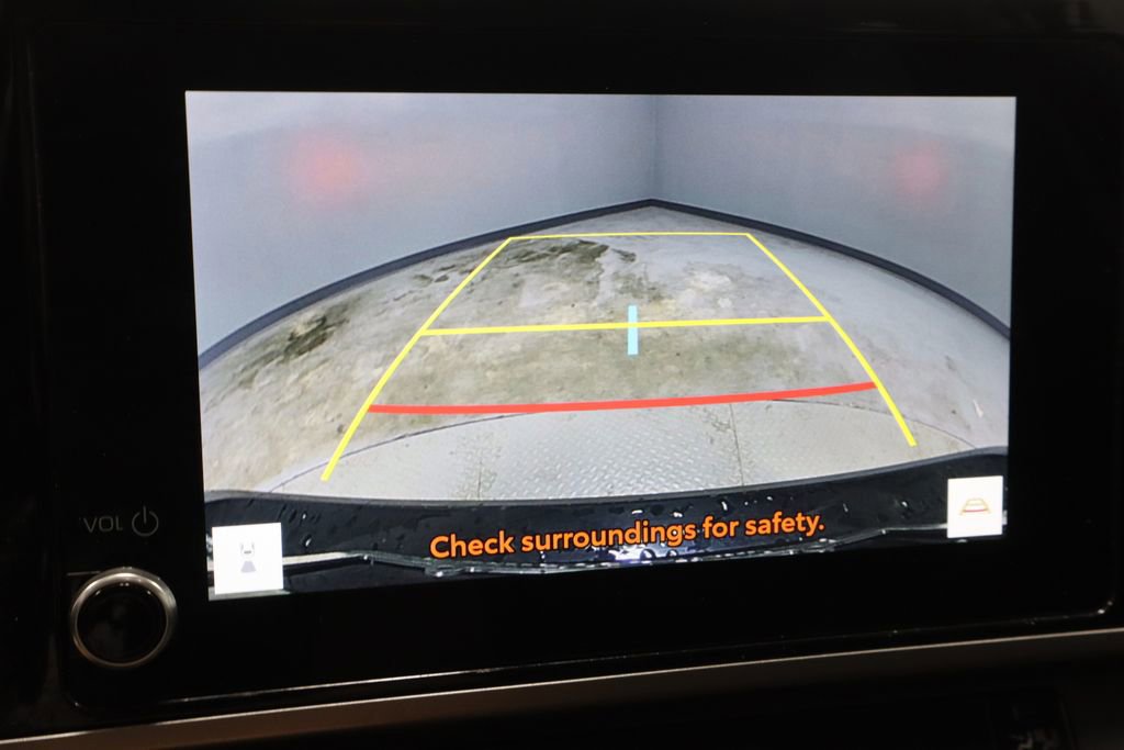 Used 2025 Toyota Camry LE FWD image 11