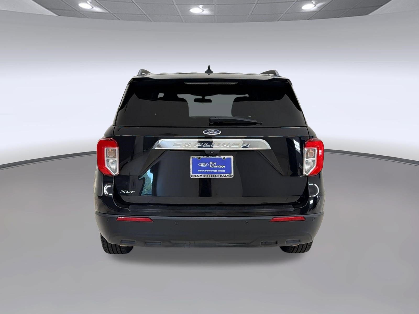 Certified 2022 Ford Explorer XLT RWD image 10