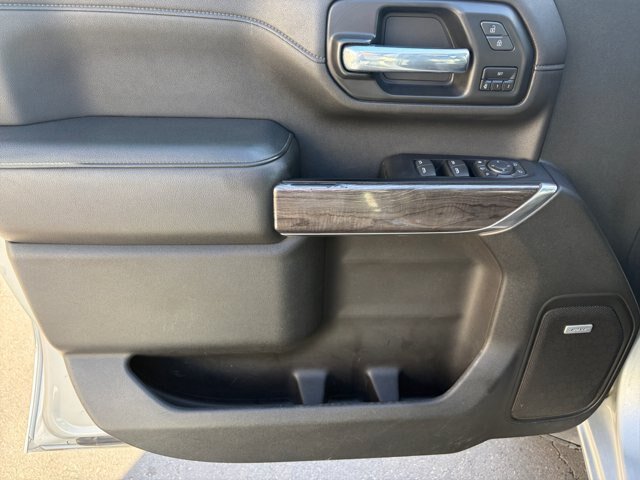 Used 2022 Chevrolet Silverado 2500 LTZ w/ LTZ Plus Package AWD/4WD image 12