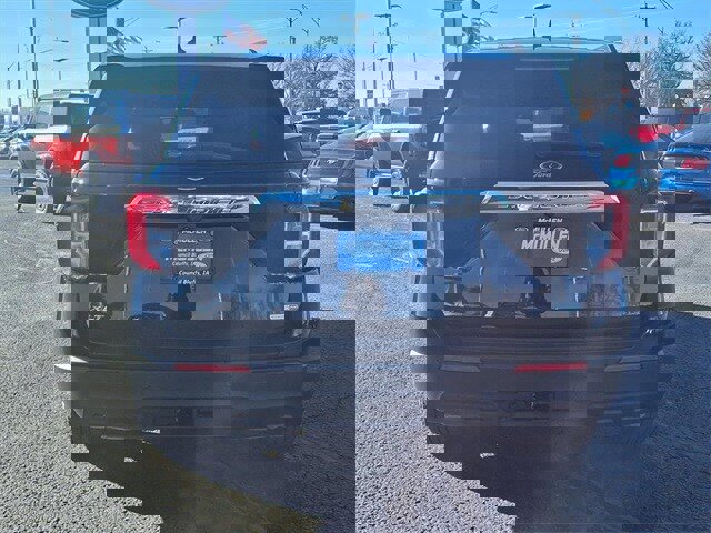 Certified 2020 Ford Explorer XLT w/ Class III Trailer Tow Package image 4