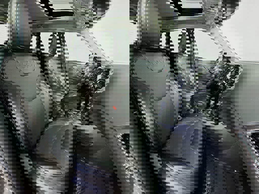 Used 2022 Jeep Cherokee Limited image 18