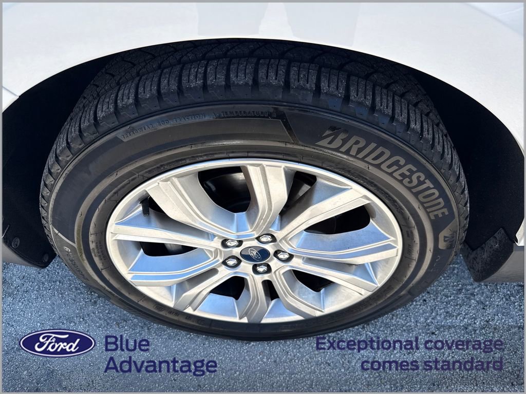 Certified 2020 Ford Edge Titanium FWD image 12