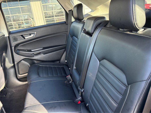 Certified 2024 Ford Edge SEL w/ Class II Trailer Tow Package image 10