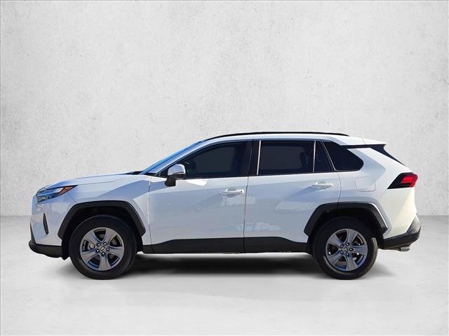 Used 2022 Toyota RAV4 XLE AWD/4WD image 9
