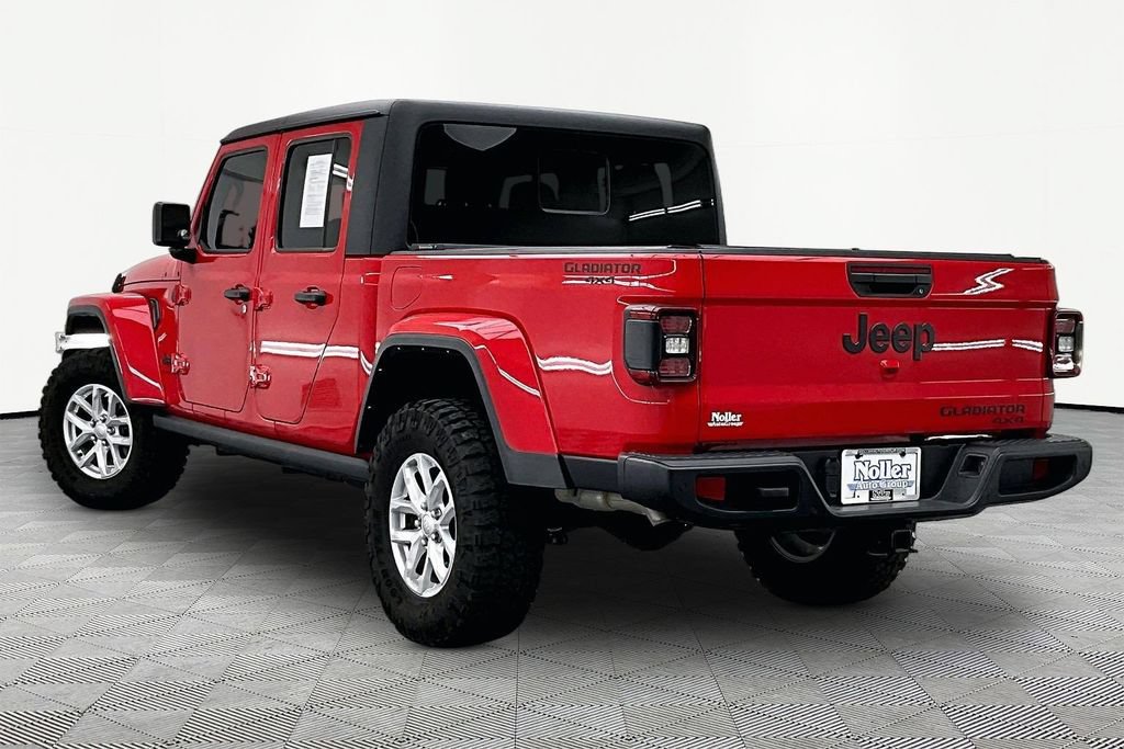 Used 2023 Jeep Gladiator Sport AWD/4WD image 13