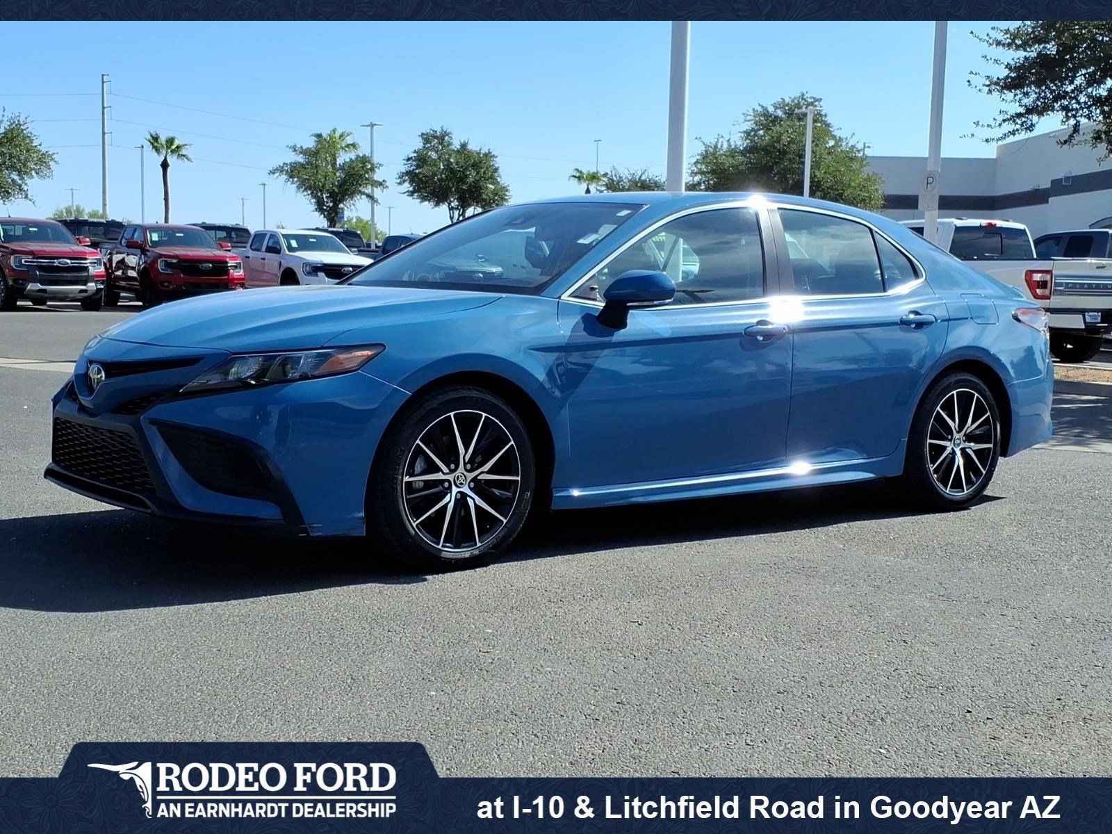 Used 2023 Toyota Camry SE w/ Convenience Package