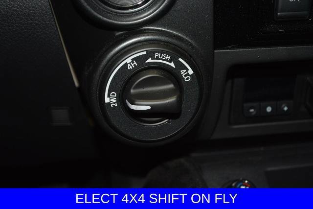 Used 2023 Nissan Titan PRO-4X w/ Pro-4x Convenience Package AWD/4WD image 19
