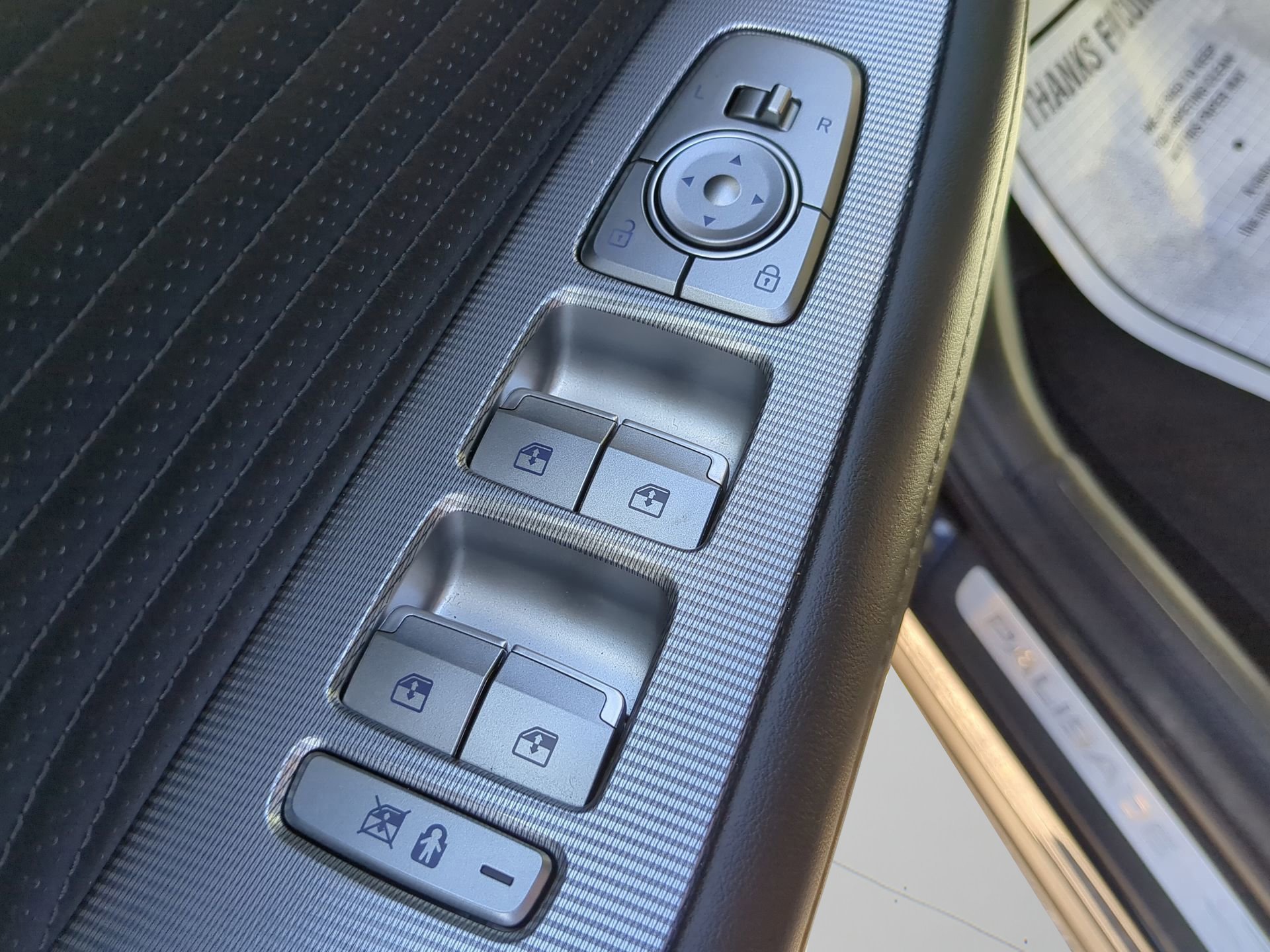 Used 2024 Hyundai Palisade Calligraphy image 60