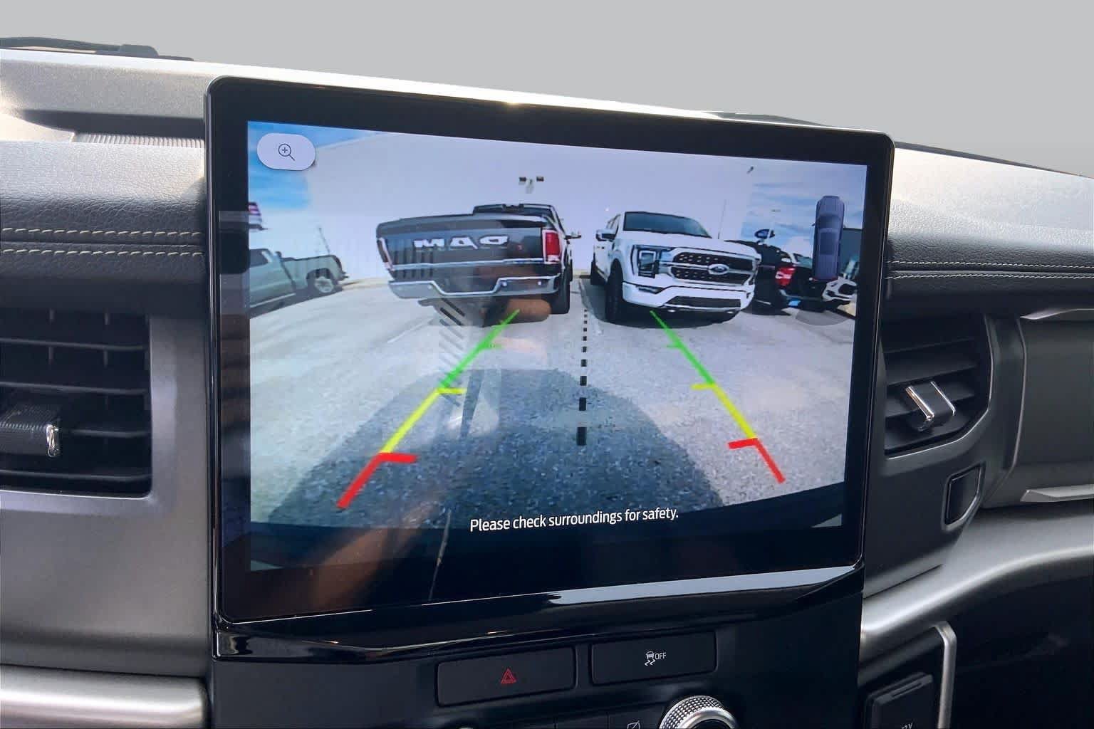 Certified 2022 Ford Expedition XLT RWD image 26