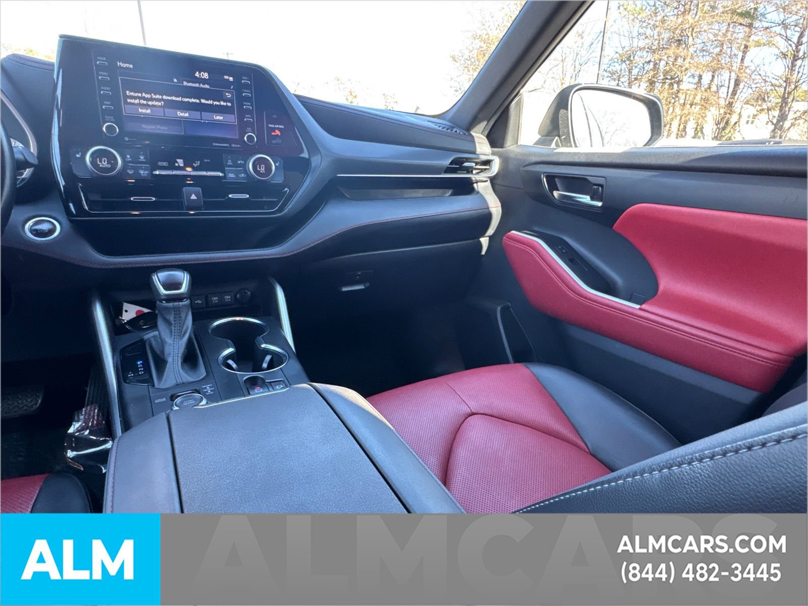 Used 2021 Toyota Highlander XSE image 30