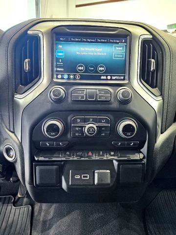 Used 2022 Chevrolet Silverado 1500 LT image 20