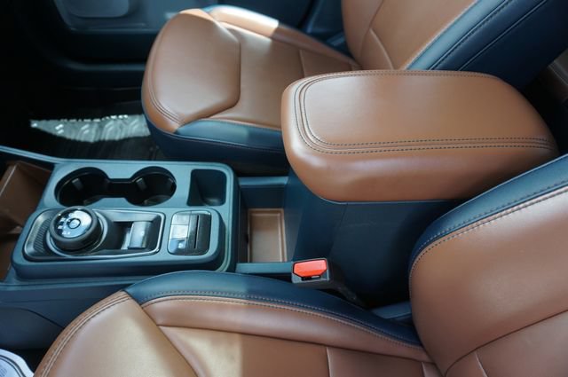 Certified 2024 Ford Maverick Lariat FWD image 25