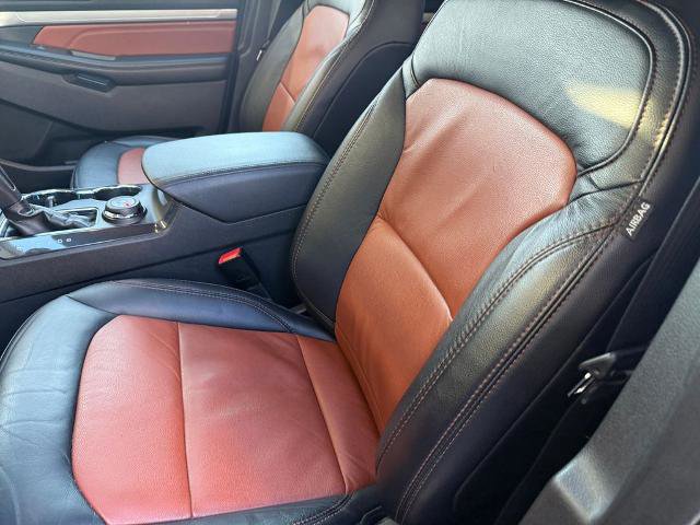 Certified 2019 Ford Explorer XLT w/ Equipment Group 202A image 31