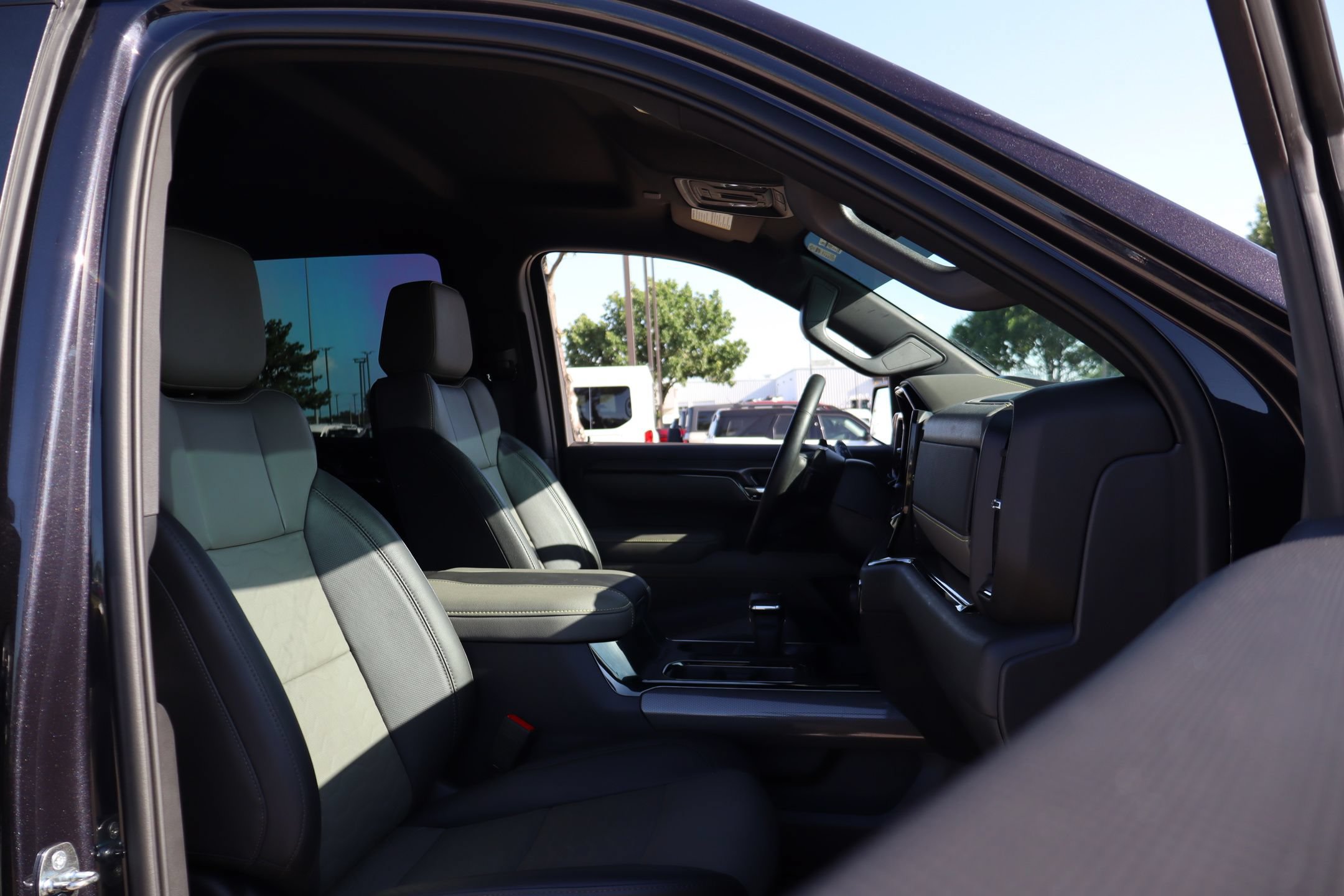 Used 2023 Chevrolet Silverado 1500 ZR2 AWD/4WD image 31