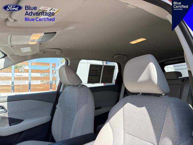 Used 2023 Nissan Rogue SV FWD image 19