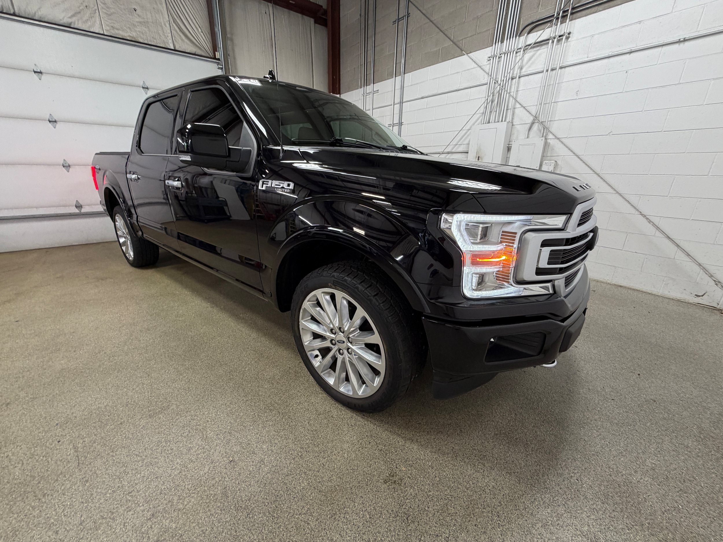 Certified 2019 Ford F150 Limited w/ Trailer Tow Package AWD/4WD image 4