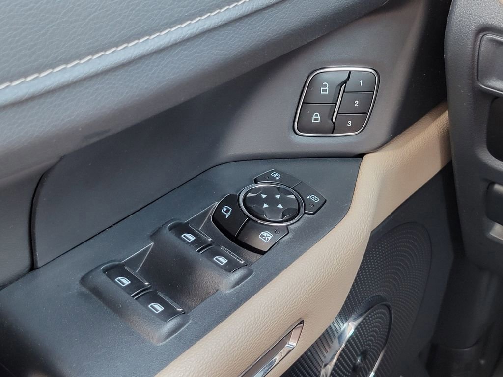 Certified 2024 Ford Expedition Max Limited image 29