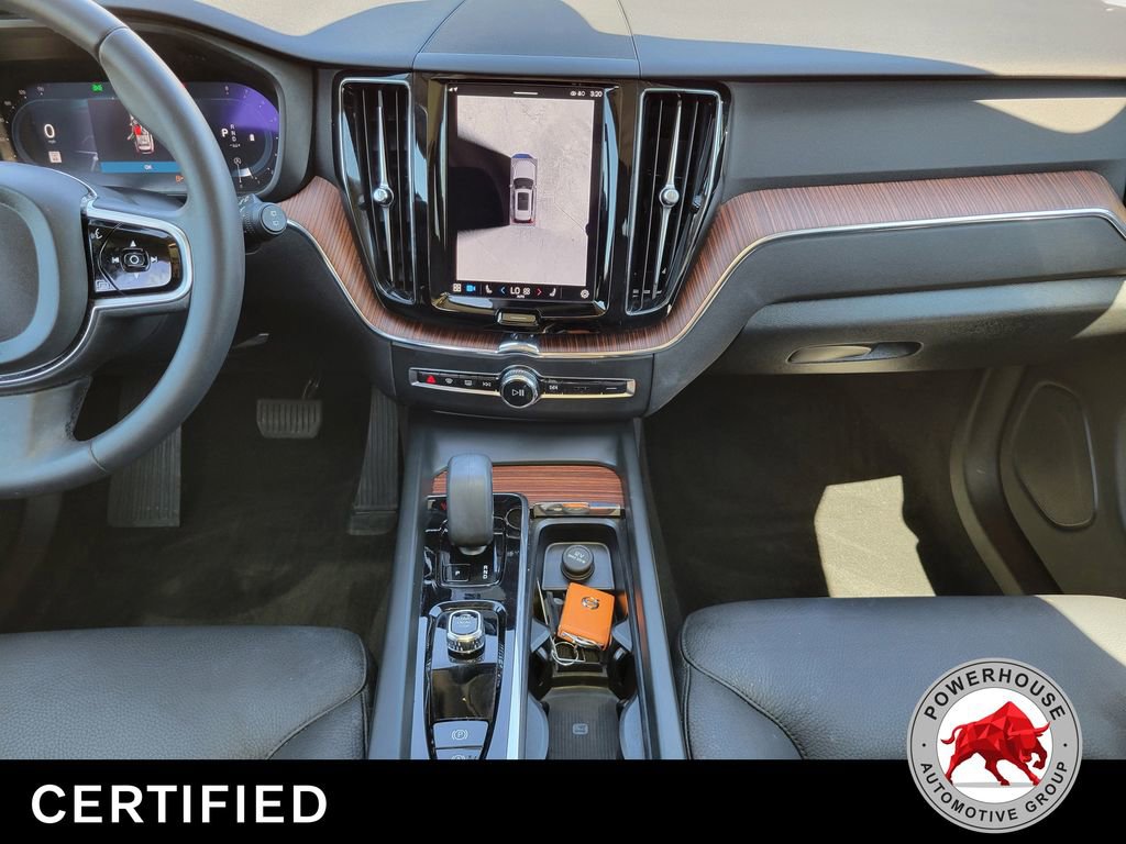Used 2024 Volvo XC60 B5 Plus AWD/4WD image 21