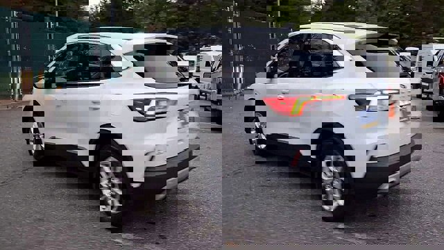 Certified 2022 Ford Escape SE w/ Convenience Package image 4