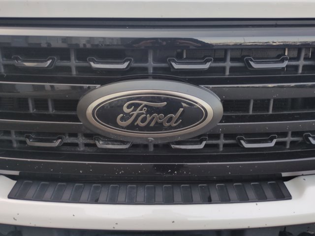 Certified 2024 Ford F350 Lariat w/ Black Appearance Package AWD/4WD image 23