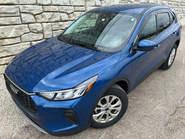 Certified 2023 Ford Escape Active w/ Tech Pack #2 AWD/4WD video 1