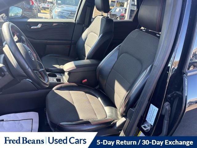 Certified 2023 Ford Escape ST-Line Elite image 18