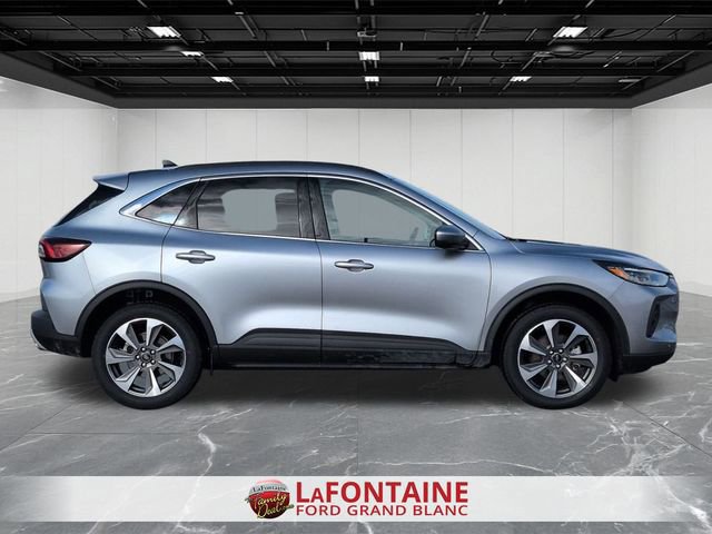 Certified 2024 Ford Escape Platinum image 2