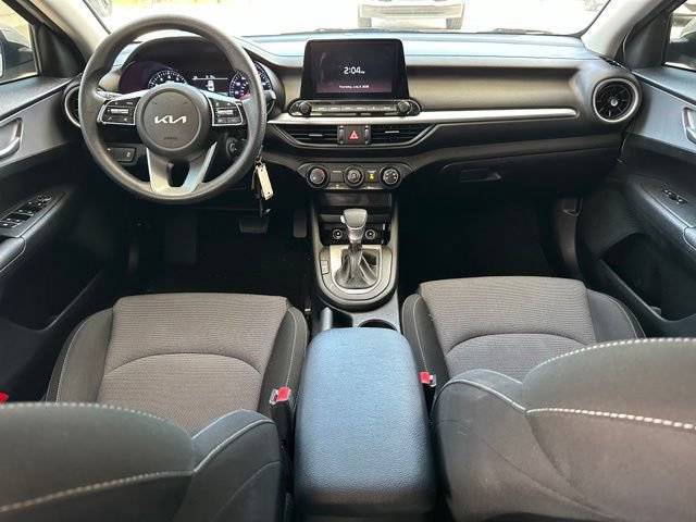 Used 2023 Kia Forte LXS w/ LXS Technology Package FWD image 11
