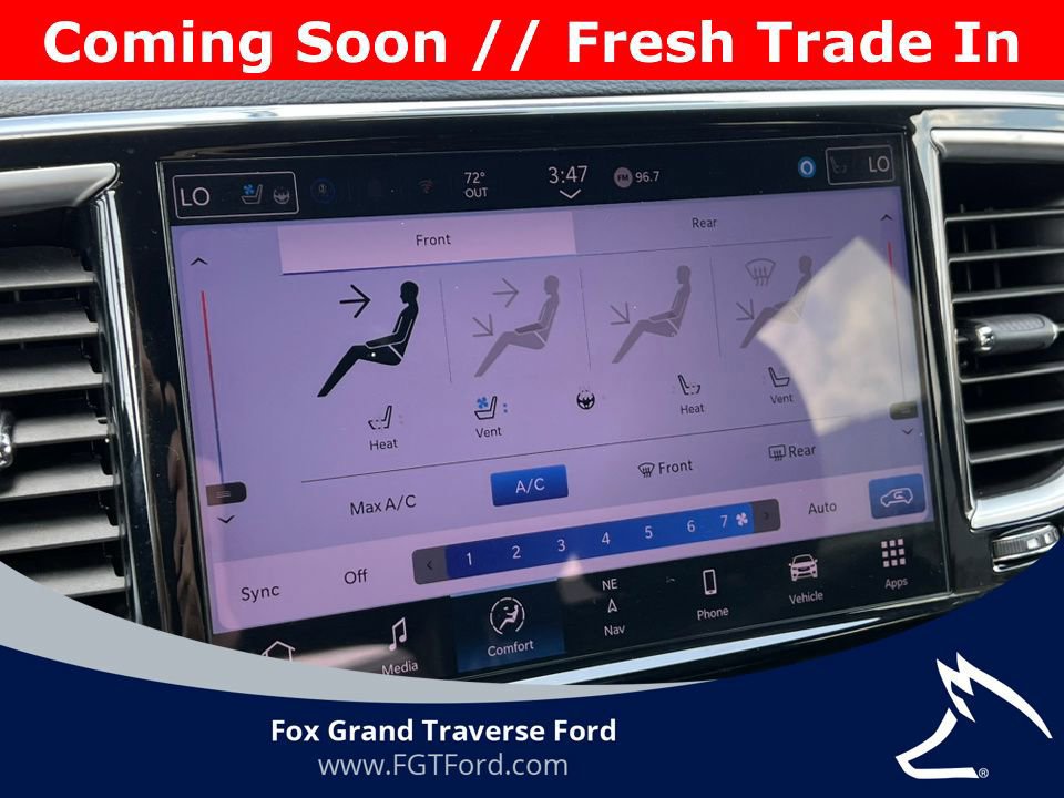 Used 2025 Chrysler Pacifica Limited FWD image 27