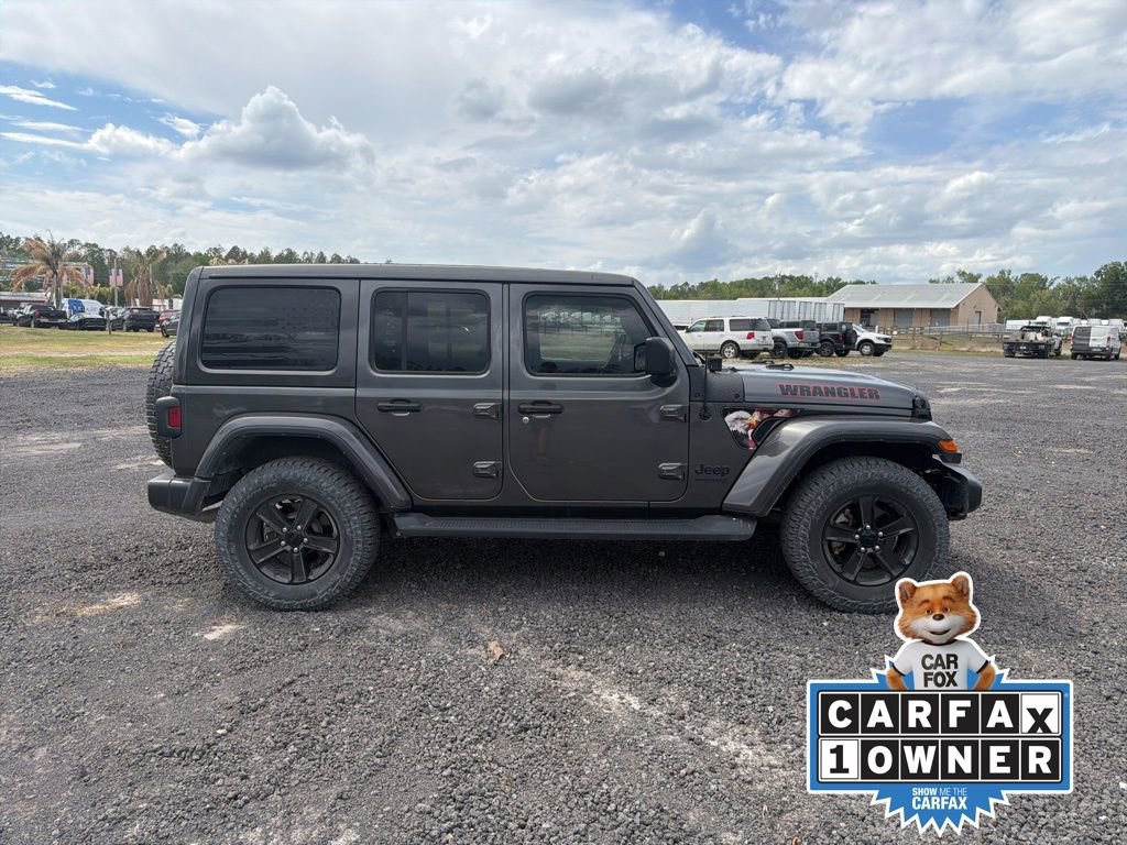 Used 2022 Jeep Wrangler Unlimited Sahara AWD/4WD image 7