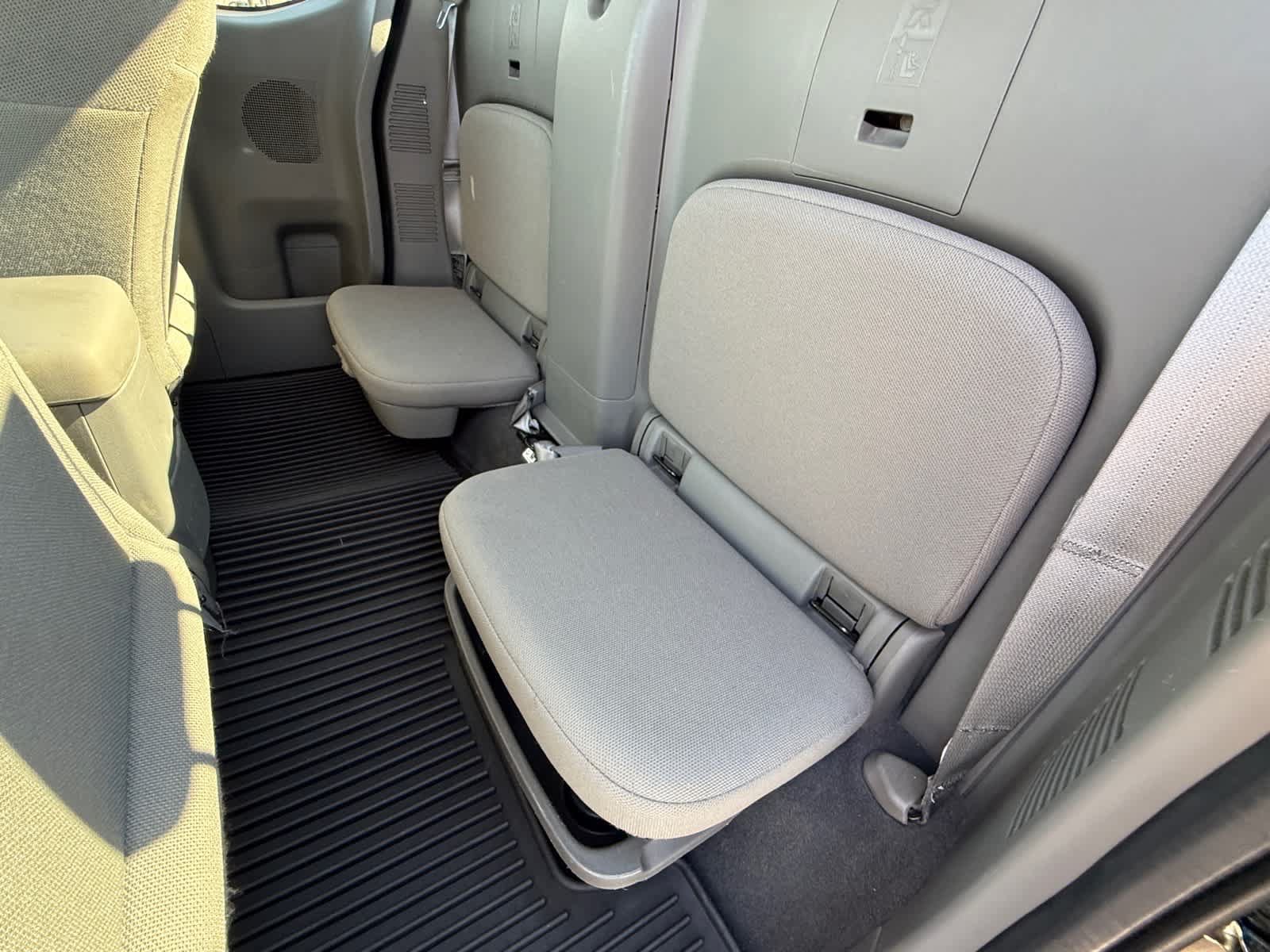Used 2021 Nissan Frontier S AWD/4WD image 11
