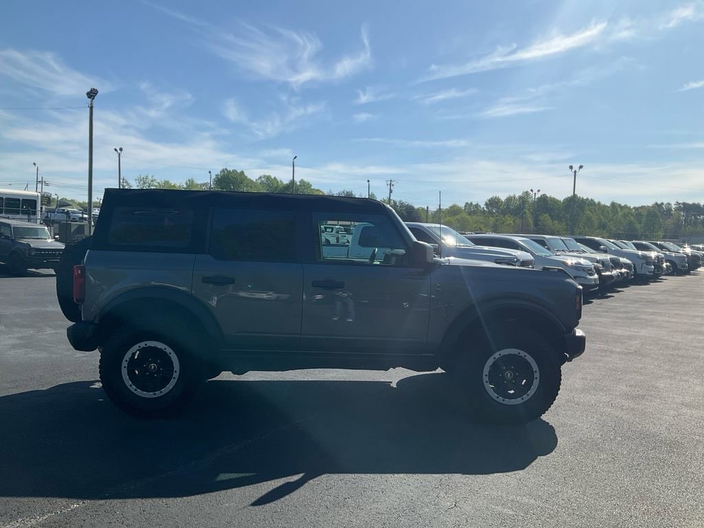 Certified 2024 Ford Bronco Black Diamond w/ Sasquatch Package AWD/4WD image 4
