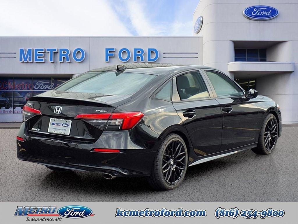 Used 2022 Honda Civic Sport image 3