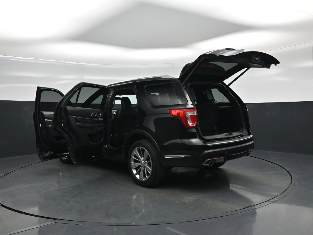 Certified 2018 Ford Explorer Limited AWD/4WD image 30